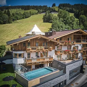 Otel Astrid - Inklusive Kostenfreier Jokercard, Saalbach-Hinterglemm