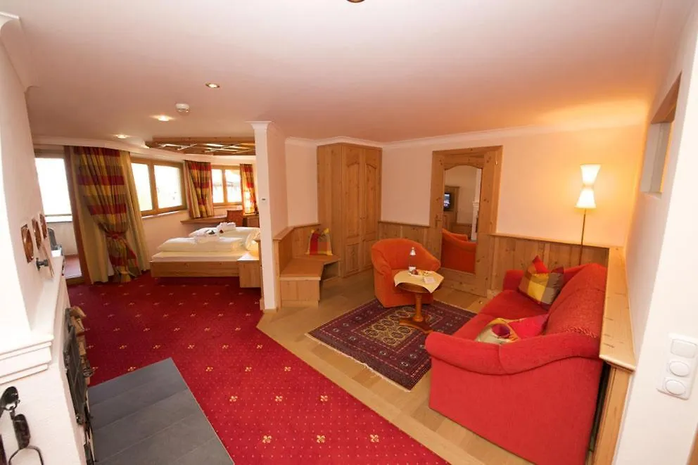 Jufa Alpenhotel Saalbach-Jokercard Im Sommer Inklusive 4*, Saalbach-Hinterglemm